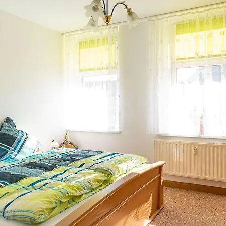Apartment Ferienwohnung-loebau-messe-und-zentrumsnah Loebau